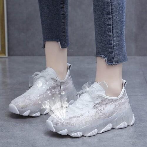 Summer Daddy Shoes Womens Breathable Mesh White Popular Shoes 2021 Lightweight New Casual Sports Womens Shoes