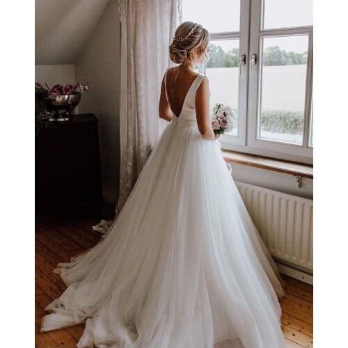 Simple Tulle Wedding Dresses Scalloped Neck Chapel Train A-Line Satin Sashes Bridal Dress Unique Designer New Models