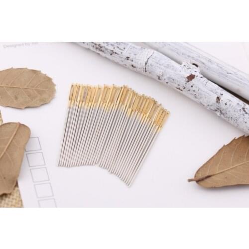 100 Pcs / lot Golden Tail Fabric Embroidery Cross Stitch Needles Size 24 For Stitch Canvas Sewing Kit