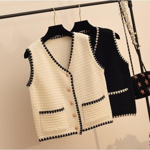 Women 2021 New Fashion Oversize Knitted Vest Sweater Female Vintage V Neck Single Button Waistcoat Ladies Sleeveless Tops Q236