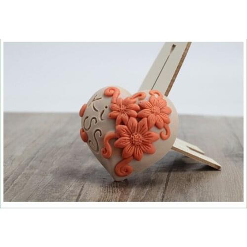 Wholesale!!1pcs KISS LOVE (R0834) Silicone Handmade Soap Mold Crafts DIY Mould