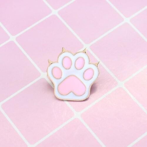 2019 Creative Pink Animal Cat Claw Dog Claw Brooch Alloy Dripping Enamel Personality Shirt Pins Fashion Couple Kid Gift Jewelry