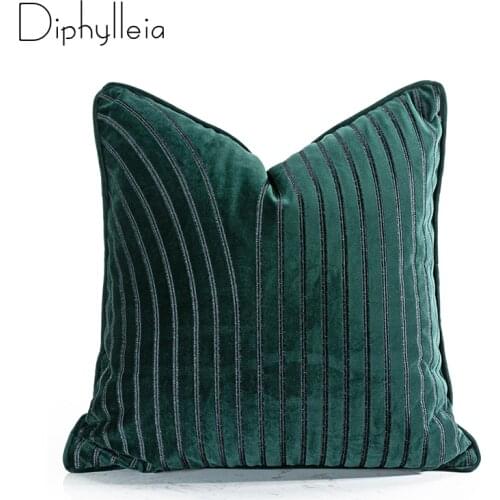 Diphylleia Cushion Cover Dark Green Flannelette Arc Embroidery Pillow Case Exclusive Design Modern Luxury Nordic Style Coussins