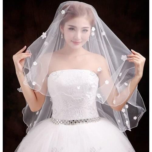 Womens Bride Married Romantic Sweet Flower Appliques Short Wedding Veil Bridal