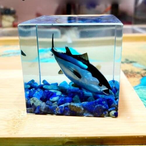 Epoxy handmade marine tuna crystal surrounding Qi Tan resin ornaments car decoration creative gifts micro landscape