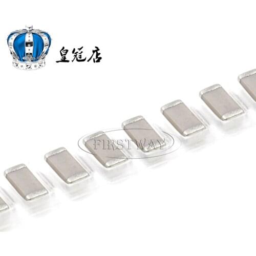 30pcs/SMD capacitor 4520 1808 82PF 2000V NPO 5% high pressure 82PF 2KV