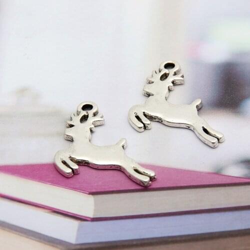10pcs Silver Color Christmas Deer Charms Making Metal Animal Pendant Necklaces Craft Jewelry Wholesale 17.5X21mm A3446
