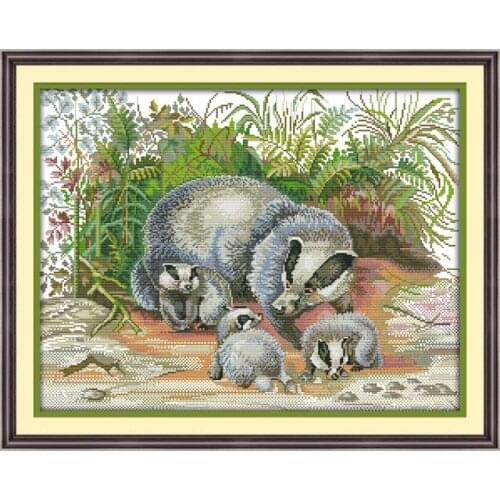 The badger family cross stitch kit DIY hand embroidery set craft handmade needlework cross-stitching DMC color Dreamfounder