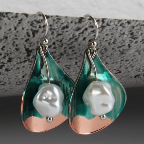 Simulated Pearl Stud Earrings For Girl Vintage Gold Color Leaves Long Tassel Earrings For Women New Brincos Jewelry