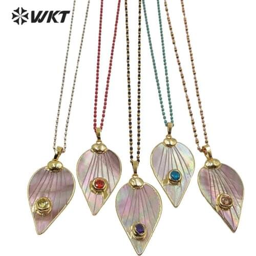 WT-MN964 woman fashion bohe jewelry natural pink shell necklace leaf shape shell with CZ paved multi color beads chain necklace