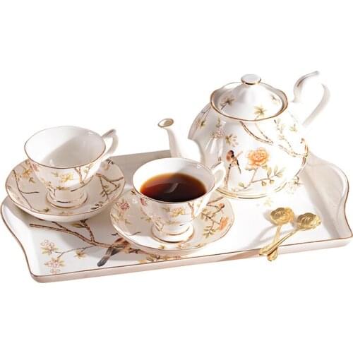 Arabic Tea Cup Ceramic Mugs Fine Bone China Coffee Cups Espresso European Retro Luxury White Porcelana Xicara Dinnerware Sets E5