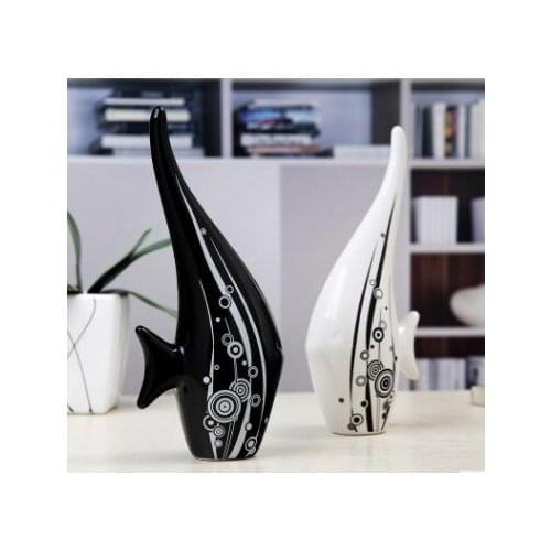 Jingdezhen Ceramic Home Decorations Living Room Crafts Decoration Long Tail Black And White Fish Creative Gifts Ceramic Crafts
