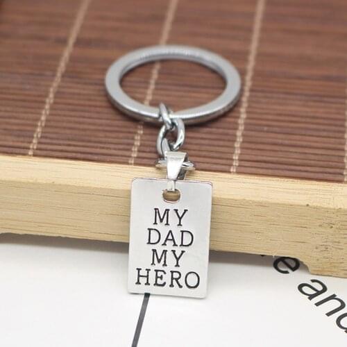 Dad Father Gifts Keychain From Daughter Father Day Birthday Gift for Father Daddy Thanksgiving Day Jewelry Present To Papa