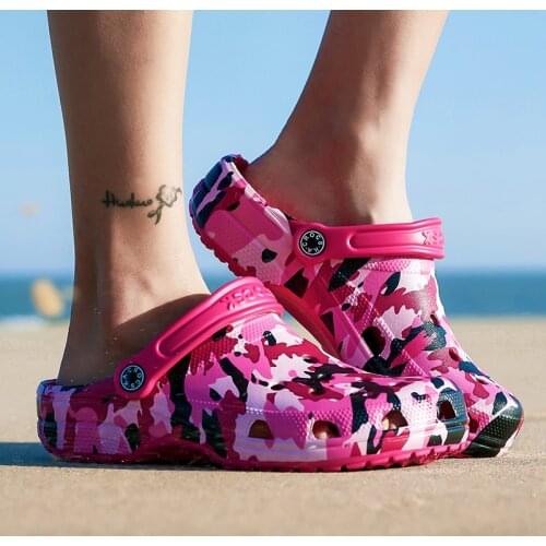 Womens Mens Summer Hole Shoes Light Breathable Casual Slippers Swimming Walking Beach Sports Non-slip Camouflage Soft Sandals