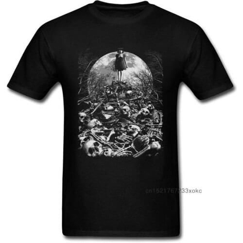Mountain Of Bones T Shirts Horror Skulls Tshirt Men Black Clothes Halloween Tops Girl Killer T-shirt Goth Style Moon Night