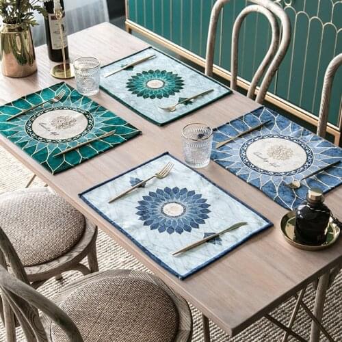 Tablecloth Art Placemat Modern Anti-scalding Pad Heat Insulation Pad Printing Placemat Table Mat 40*31cm Chenille
