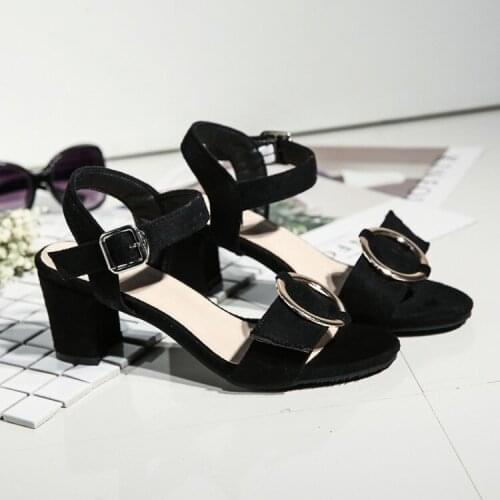 2018 new word buckle belt with thick with wild summer size code 33-43 student sandals 18131