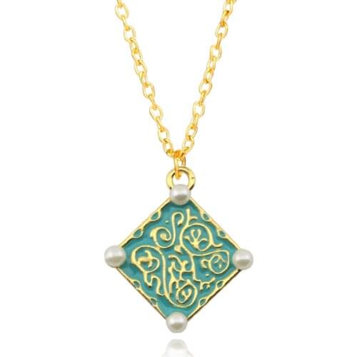 YiYuYiHua Women's Medallions