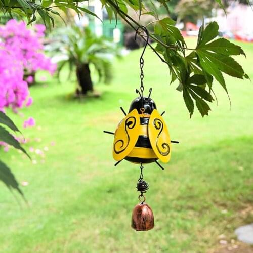Hanging Bell Painted Metal Bell Bee Wind Chime Ornamental Bee Wind Chime with Hook Hanging Bell Home Decorations Accessories