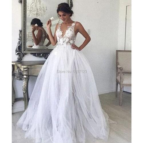 Sexy Sheer Deep V-Neckline Wedding Dresses with 3D Flowers Lace Tulle A Line Floor Length Bride Dress Open Back Vestido de Noiva