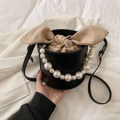 2021 New Fashion One-shoulder Messenger Bag Western Style Pearl Portable Bucket Bag Casual Personality Design Small Bag Female