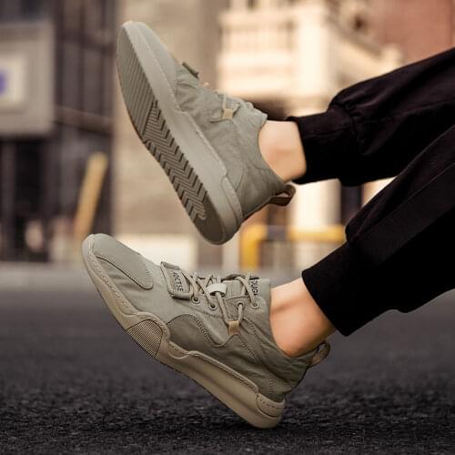 2020 New Fashion Breathable Men Running Shoes Mens Jogging Mesh Summer Mesh Sneaker Casual Slip-on Sandals Shoes Free Shipping