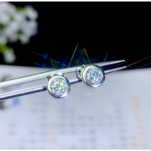 Dazzling moissanite gem earrings attractive character women earrings 925 sterling silver earrings shiny gem girl birthday gift