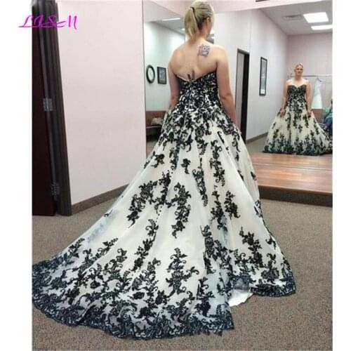 White And Black Lace Appliques Wedding Dresses Sweetheart Ball Gown Wedding Gowns Bride Dresses 2020