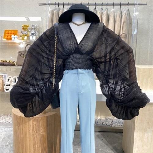 Brand Original Design High-cold Royal Sister Fan Pleated V-neck Top Design Sense Foreign Fashion High Waist Short Slim Shirt