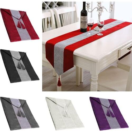 Table Runner Proud Rose European Chenille Table Cloth Decor Table Flag Custom Tea Table Cloth High-grade Bed Flag Pendant New