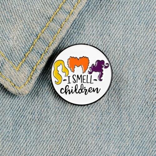 Halloween Gifts Witch Crazy Movie Shirt Brooch Enamel Pins Metal Broches for Women Badge Pines Metalicos Brosche Accessories