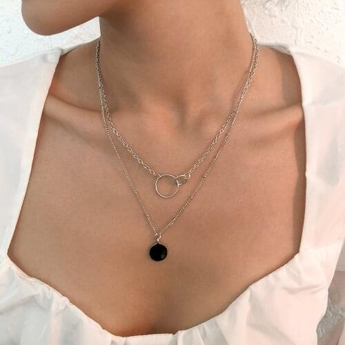 Lalynnly Acrylic Womens Personality Geometry Hollow Double Round Shape Necklace Thin Clavicle Chain Pendant Neck Jewelry N9054