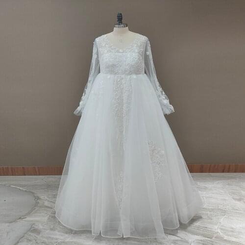 Luxury Sequins Beaded Crystal Wedding Ball Gowns Long Sheer Sleeves 2021 Tulle Lace Up Princess V-Neck Appliqued Bridal Dress