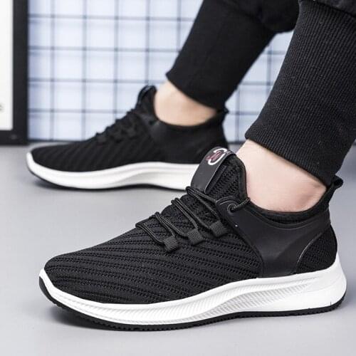 New Designer Men Trendy Sneaker Air Mesh Breathable Comfortable Lightweight Footwear Rubber Walking Non-slip Casual Sport Shoes