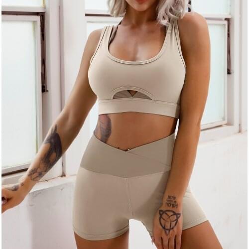 New Yoga Sets Sexy Bra Layered Cut Out Sports Bra High Waisted Contrast Waist Shorts 2 Piece Sets Womens Sport Clothes