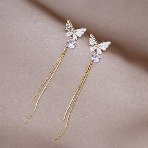 Long Flower Earrings 2021 New Wave Shape Asymmetric Delicate Small Daisy Earrings Female Ear Jewelry Fashion Stud Earrings