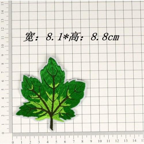 50pcs/lot Maple Leaf Flower Embroidery Patches Letters Clothing Decoration Accessories Diy Iron Heat Transfer Applique Clothes