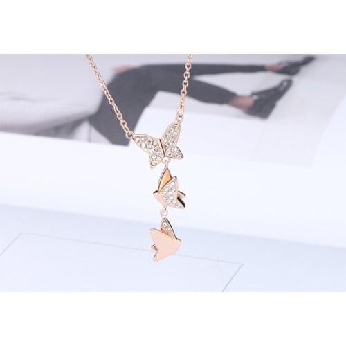2021 Summer Hot women Necklace Crystals from Swarovskis Simple and generous wild fashion Rose Gold Butterfly necklace sweet gift