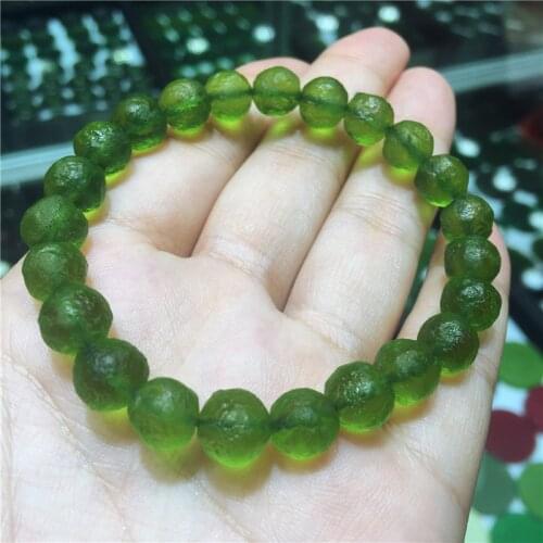Fashion A++++ 100% Moldavite Czech Meteorite Bracelet Impact Glass Rough Stone Hand catenary Crystal Energy Stone 1pcs