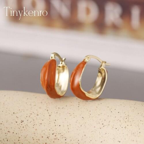 2021 metal French round earrings female retro girl elegant wavy shiny round geometric punk shape ET-049