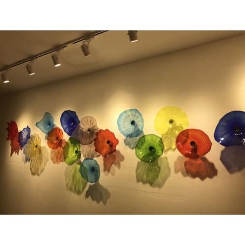 Luxury Flower Wall Sconce Elegant Blue Shade Yellow Green Handcrafted Art Decorative Gallery Wall Art Murano Glass Plates