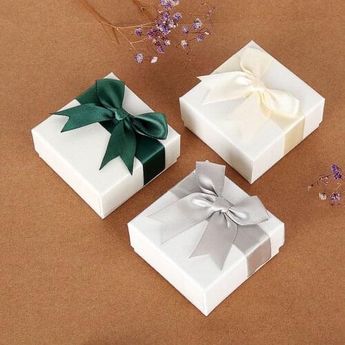 Bowknot Ribbon White Jewelry Box Gifts Case Bracelet Ring Packaging Boxes Cardboard Sponge Square Package Accessories Wholesale