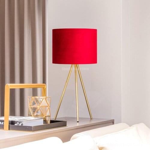 Nordic Golden Table Lamps Modern LED Bedside Lamp Study Desk Lamp Bedroom Standing Light Home Decor Living Room Light Fixtures