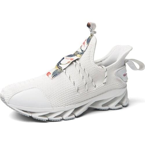 New Summer Male Leisure Flying Woven Shoes Men Breathable Net Shoes Fashion Running Sneakers Mens Vulcanize Shoes