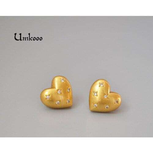 Gold Metal Earring Lovely Heart Stud Earrings For Women White Rhinestone Earrings Cute fashion jewelry aretes de mujer