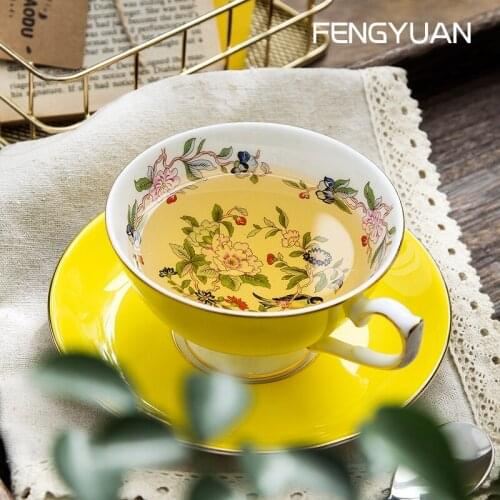 Modern Bone China Cup Saucer Creativity Flower Eco Friendly Ceramics Coffee Cup Manual Reuseable Tazzine Caffe Dining EK50BD