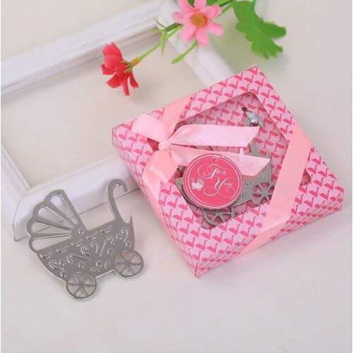 500PCS Wedding Souvenirs pram stroller Bottle opener Tags Wedding Favors and Gifts for Guest Party Festive Party Favors