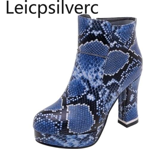 Womens Boots New winter fashion Color matching zipper High heel Martin boots Womens shoes plus size 34-43 Heel Height 10.5cm