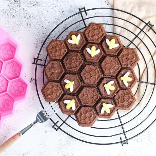 Silicone 19 Mobile Bee Honeycomb Cake Chocolate Soap Cake Candle Tools Bakeware Icing Beeswax Mold Soap Bakeware Mold Diy M R0H5