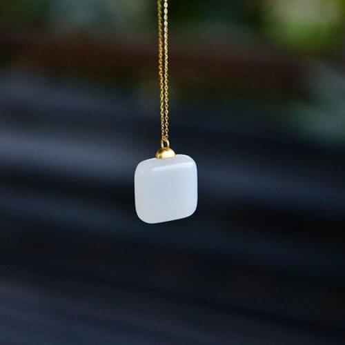 Designer Original New Natural Hetian Jade Square Necklace Pendant Fashion Fashion Simple Ladies Silver Jewelry